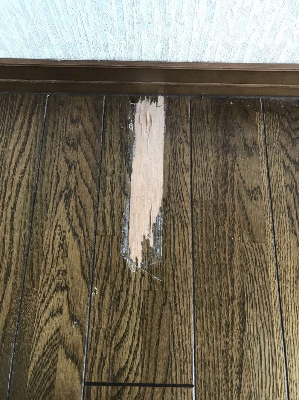 築年数経過した床の表面剥がれのリペア
